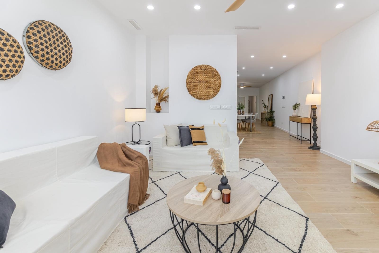 5 bedroom Apartment for sale in Bonrepos i Mirambell - € 199,000 (Ref: 9899104)