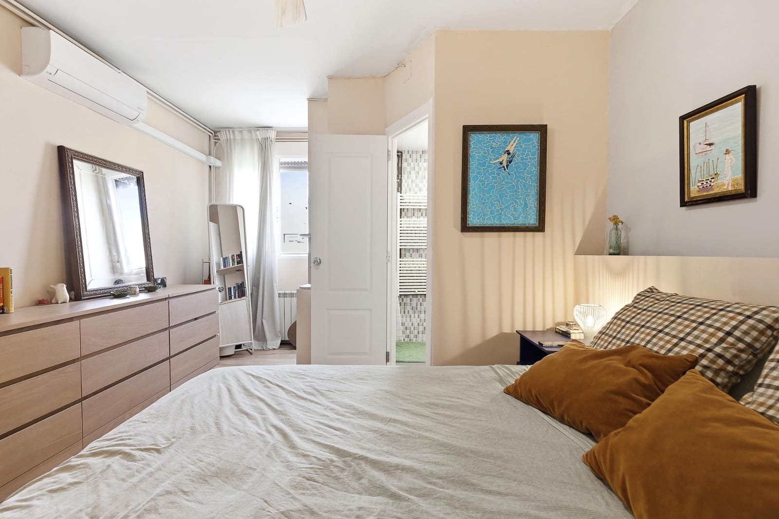 2 soveværelse Lejlighed til salg i Valencia by - € 335.000 (Ref: 9899105)