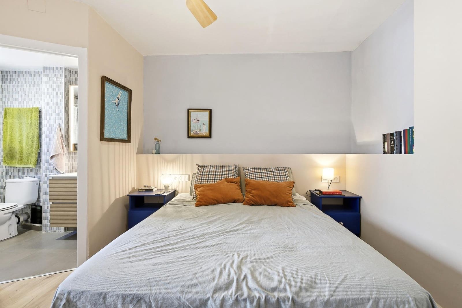 2 soveværelse Lejlighed til salg i Valencia by - € 335.000 (Ref: 9899105)