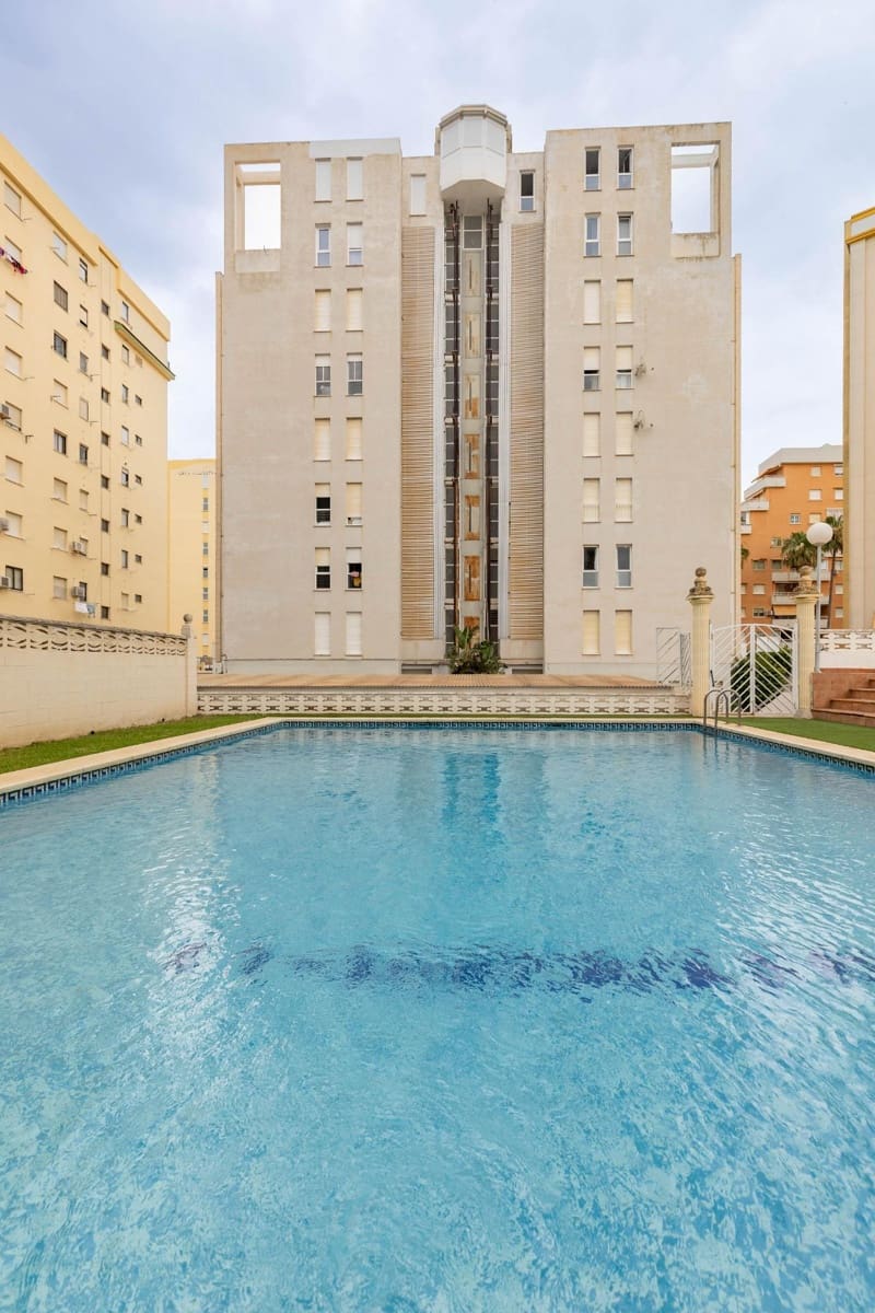 3 Zimmer Wohnung zu verkaufen in Gandia mit Pool Garage - 249.000 € (Ref: 9899107)