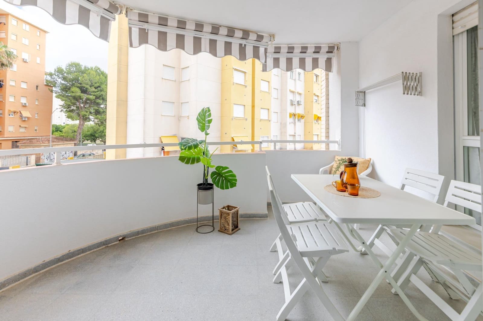 3 Zimmer Wohnung zu verkaufen in Gandia mit Pool Garage - 249.000 € (Ref: 9899107)