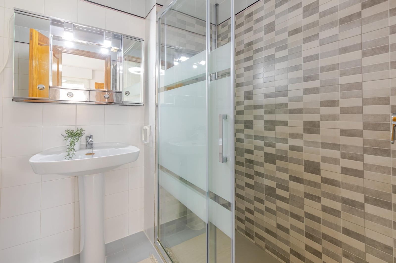 3 Zimmer Wohnung zu verkaufen in Gandia mit Pool Garage - 249.000 € (Ref: 9899107)