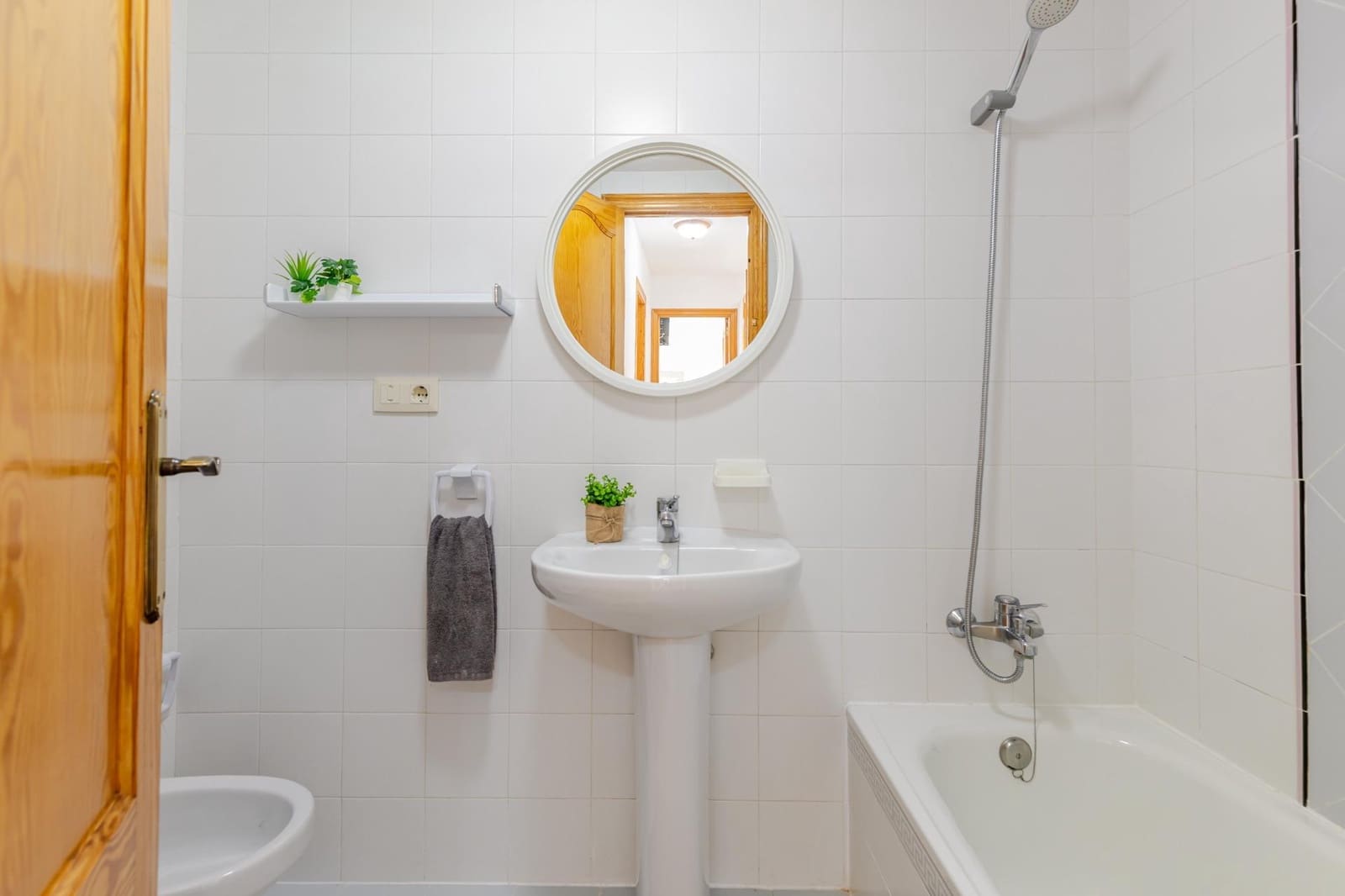 3 Zimmer Wohnung zu verkaufen in Gandia mit Pool Garage - 249.000 € (Ref: 9899107)