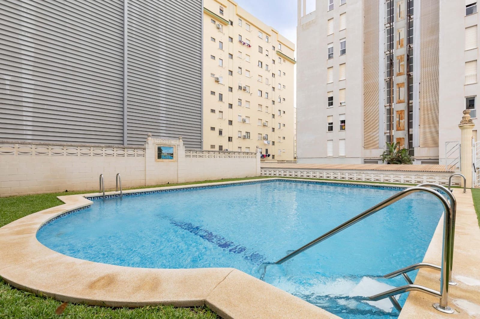 3 Zimmer Wohnung zu verkaufen in Gandia mit Pool Garage - 249.000 € (Ref: 9899107)