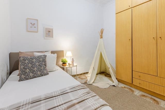 3 bedroom Apartment for sale in Alginet with garage - € 103,000 (Ref: 9899109)