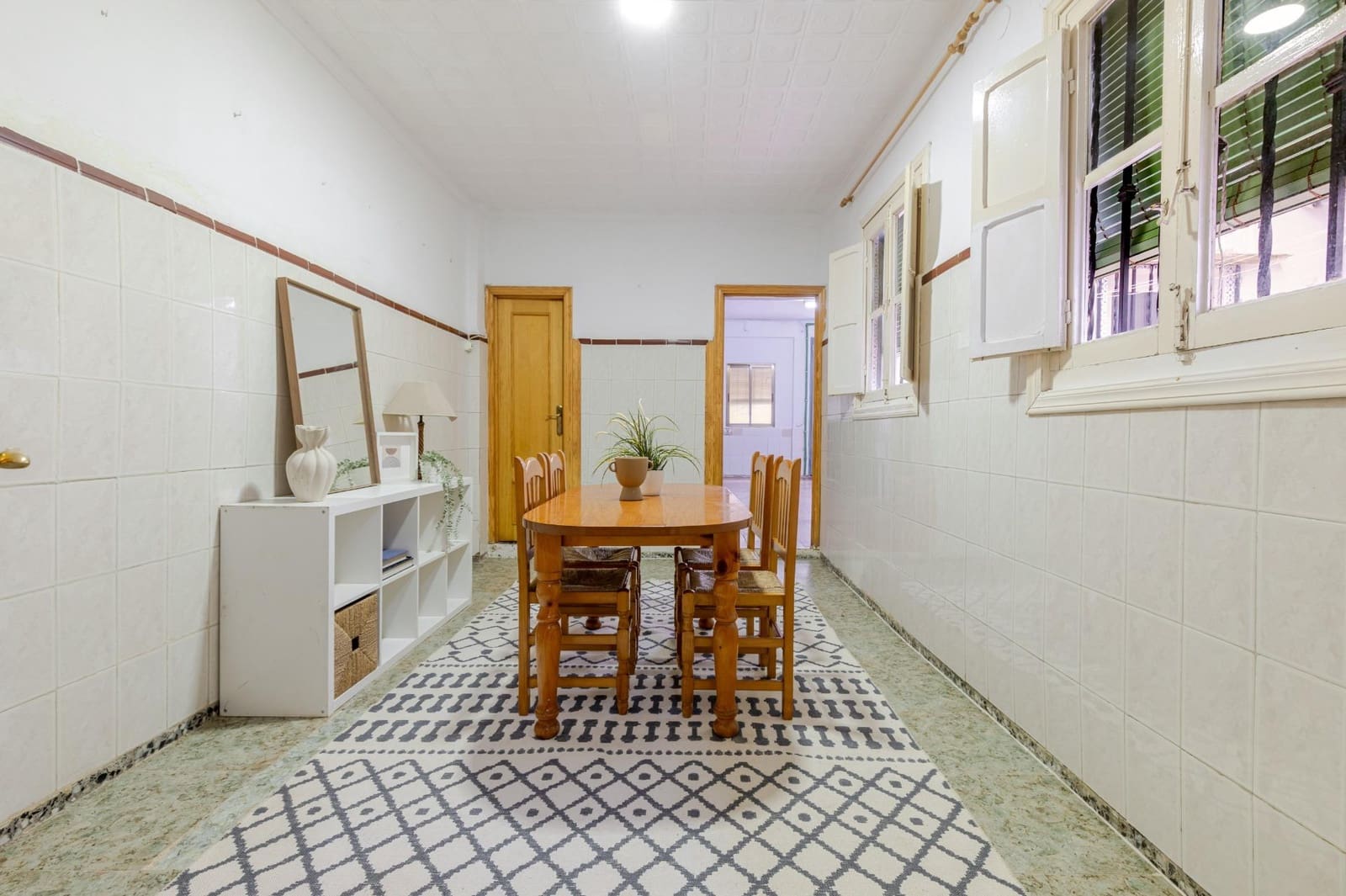 3 bedroom Apartment for sale in Alginet with garage - € 103,000 (Ref: 9899109)