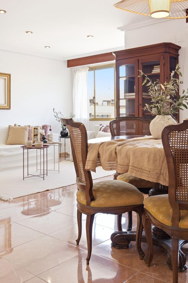 Piso de 3 habitaciones en València ciudad en venta con garaje - 430.000 € (Ref: 9916093)