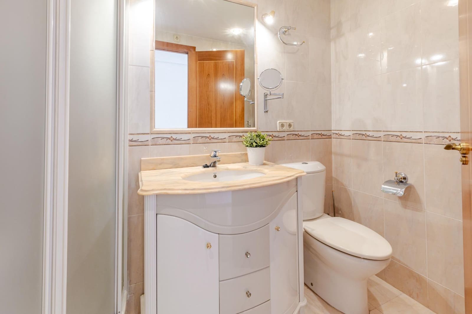 Piso de 3 habitaciones en València ciudad en venta con garaje - 430.000 € (Ref: 9916093)