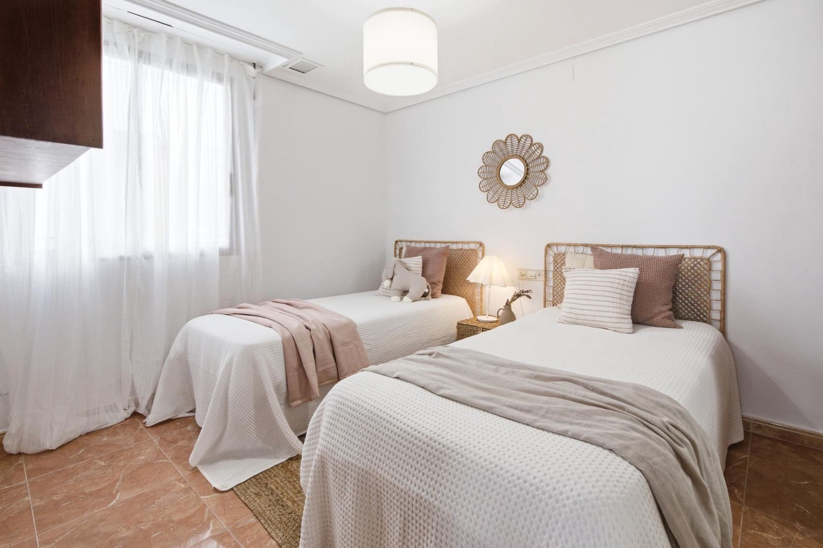 Piso de 3 habitaciones en València ciudad en venta con garaje - 430.000 € (Ref: 9916093)