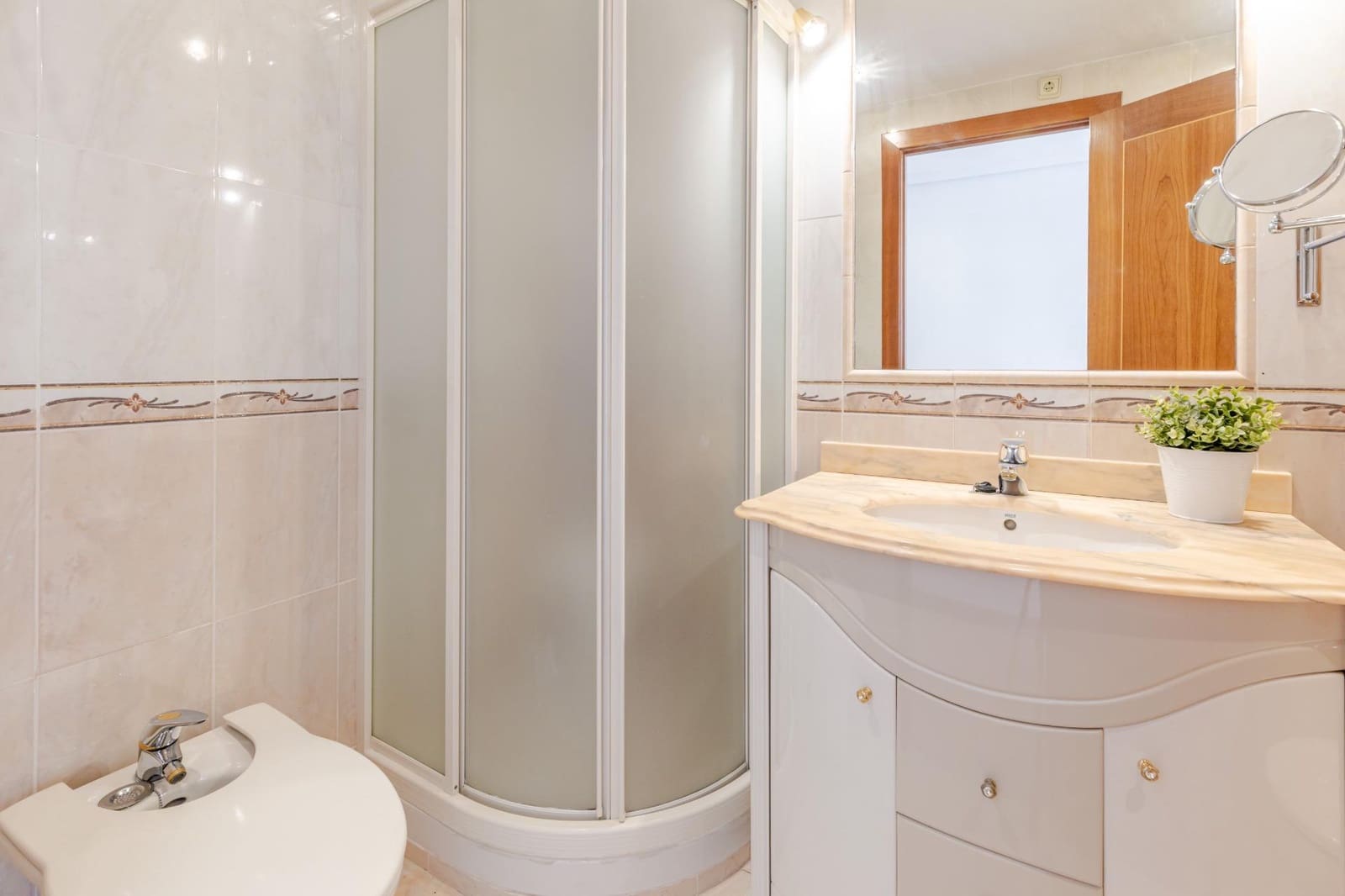 Piso de 3 habitaciones en València ciudad en venta con garaje - 430.000 € (Ref: 9916093)
