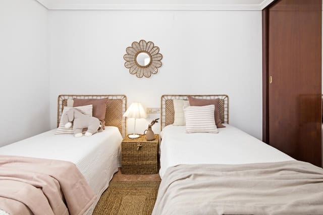 3 soveværelse Lejlighed til salg i La Raiosa, Valencia by med garage - € 430.000 (Ref: 9916093)