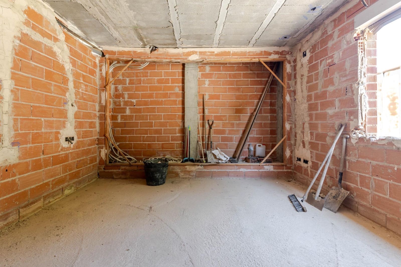 6 quarto Moradia para venda em Godella com piscina garagem - 1 275 000 € (Ref: 9916094)