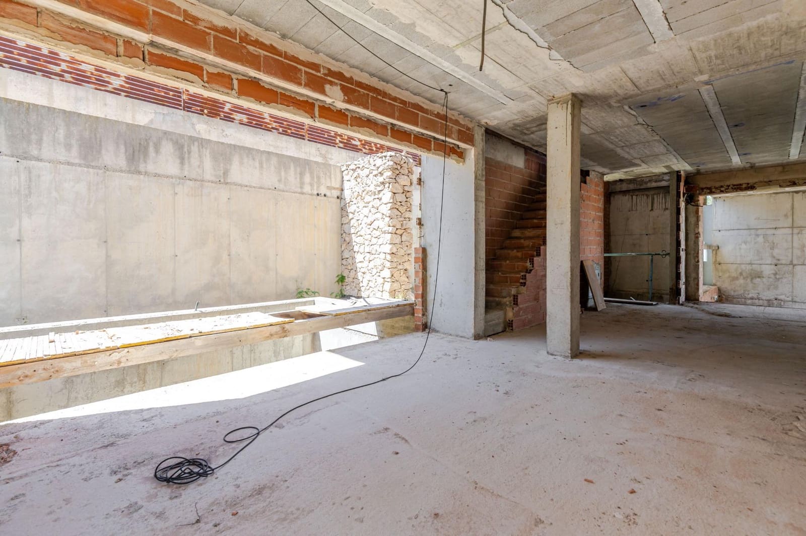 6 quarto Moradia para venda em Godella com piscina garagem - 1 275 000 € (Ref: 9916094)