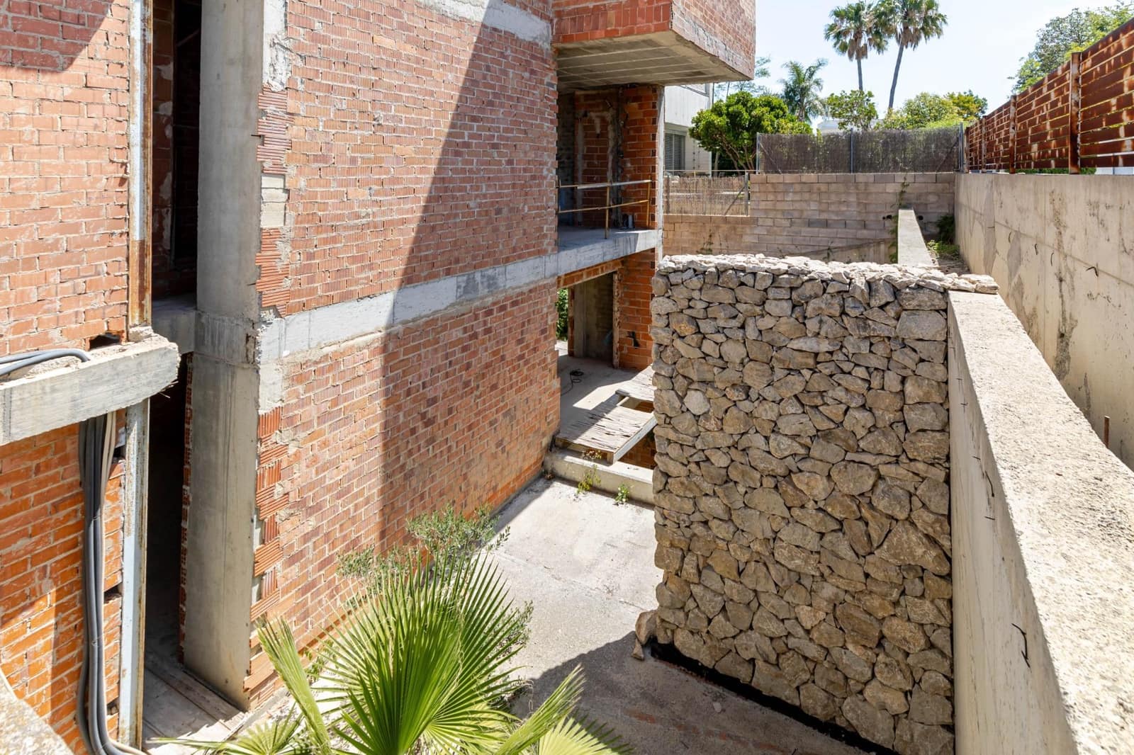 6 quarto Moradia para venda em Godella com piscina garagem - 1 275 000 € (Ref: 9916094)