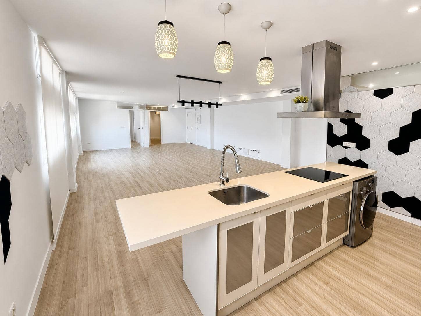 Loft de 2 chambres à louer à Benimamet - 1 150 € (Ref: 9916096)