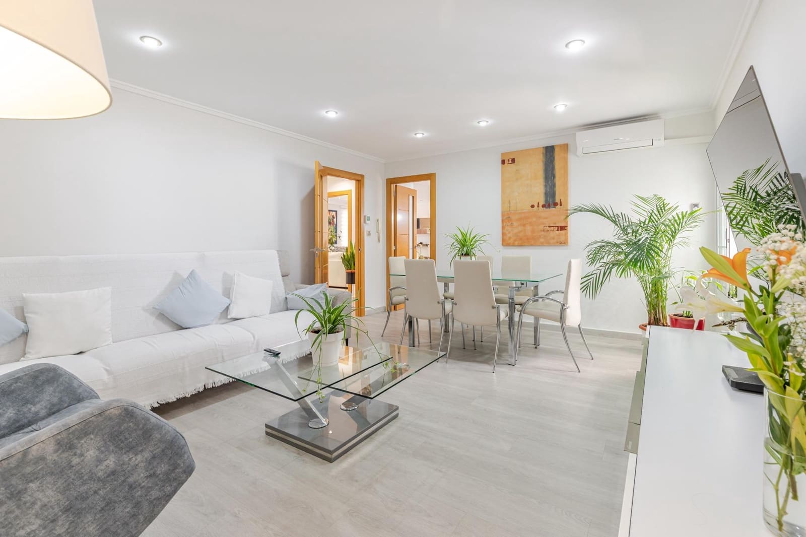 6 bedroom Terraced Villa for sale in Sagunto / Sagunt with garage - € 595,000 (Ref: 9922542)