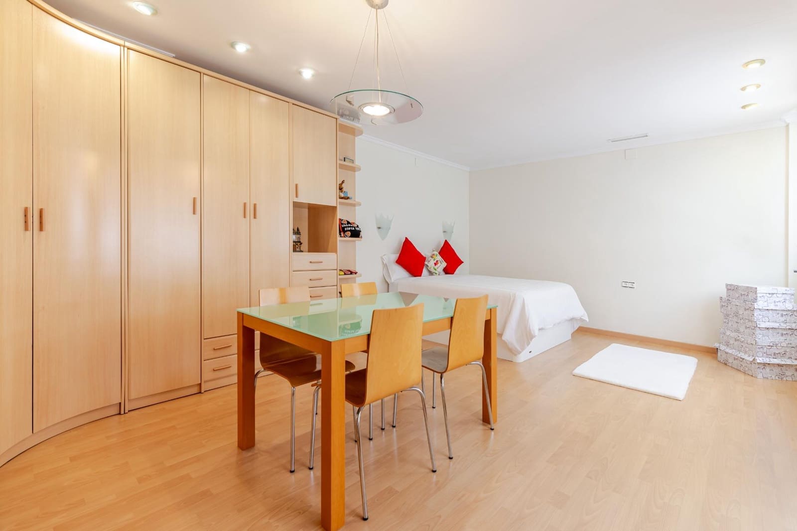 6 bedroom Terraced Villa for sale in Sagunto / Sagunt with garage - € 595,000 (Ref: 9922542)
