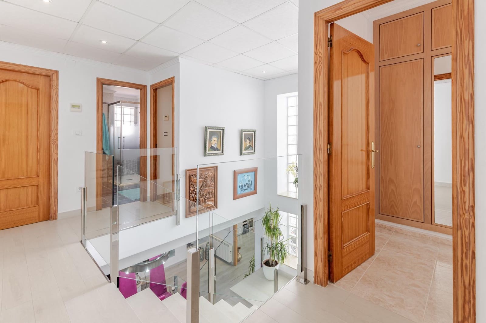 6 bedroom Terraced Villa for sale in Sagunto / Sagunt with garage - € 595,000 (Ref: 9922542)