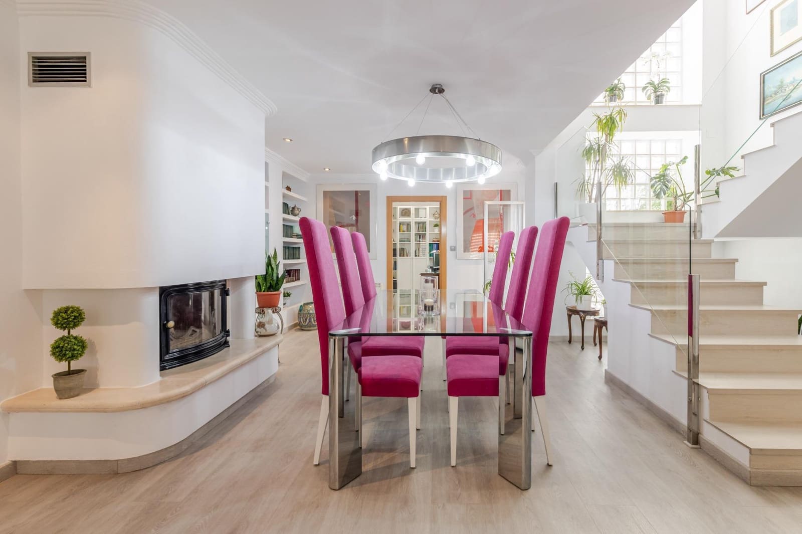6 bedroom Terraced Villa for sale in Sagunto / Sagunt with garage - € 595,000 (Ref: 9922542)