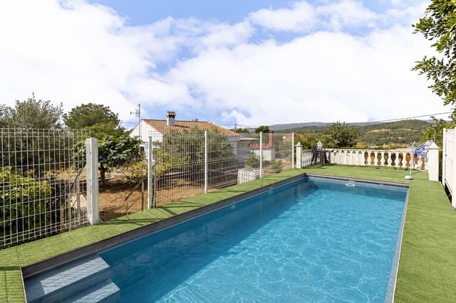 3 soverom Villa til salgs i Montroy med svømmebasseng garasje - € 180 000 (Ref: 9929590)