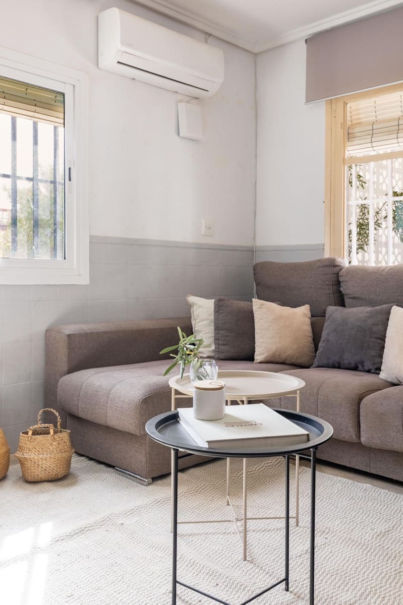 3 soverom Villa til salgs i Montroy med svømmebasseng garasje - € 180 000 (Ref: 9929590)
