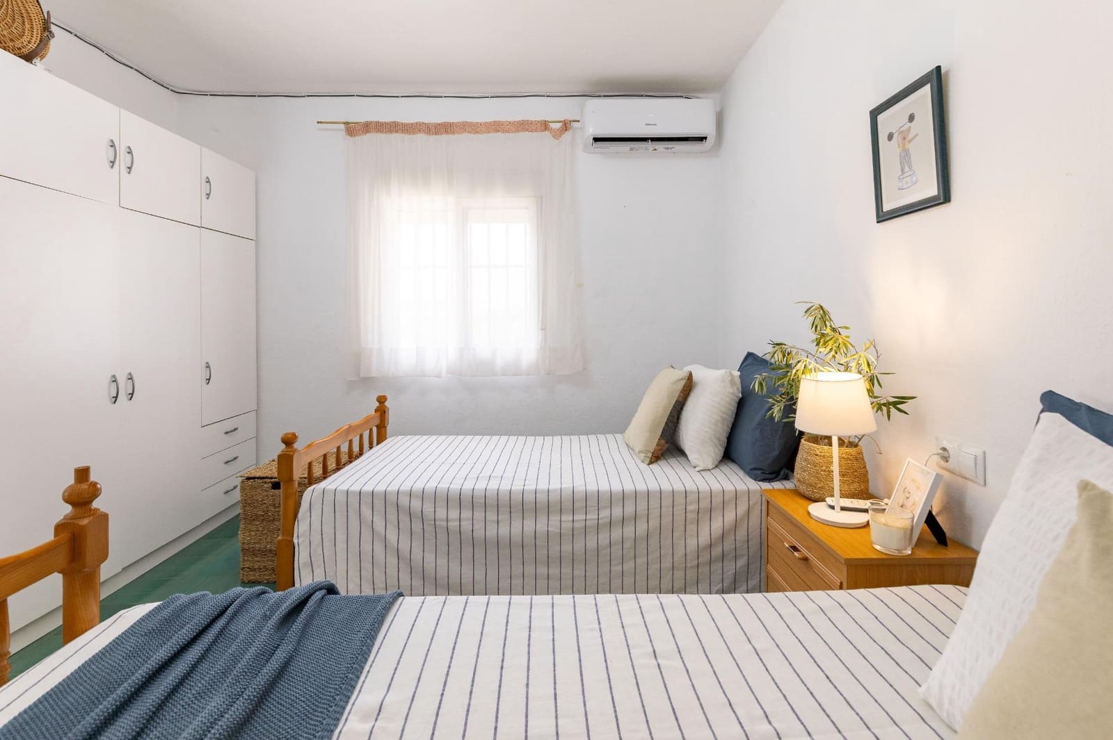 3 soverom Villa til salgs i Montroy med svømmebasseng garasje - € 180 000 (Ref: 9929590)