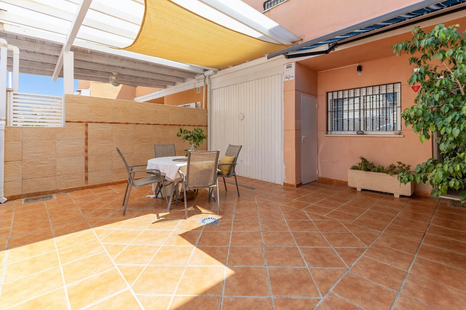 4 Zimmer Reihenhaus zu verkaufen in Cullera mit Pool Garage - 360.000 € (Ref: 9942746)