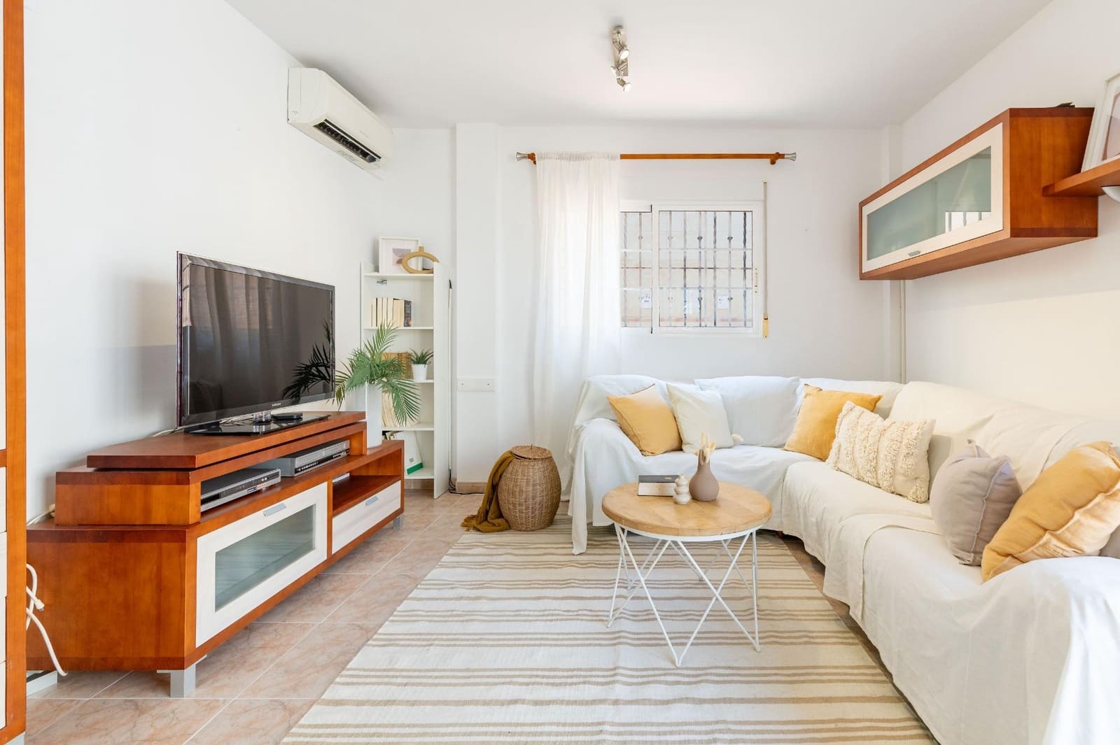 4 Zimmer Reihenhaus zu verkaufen in Cullera mit Pool Garage - 360.000 € (Ref: 9942746)