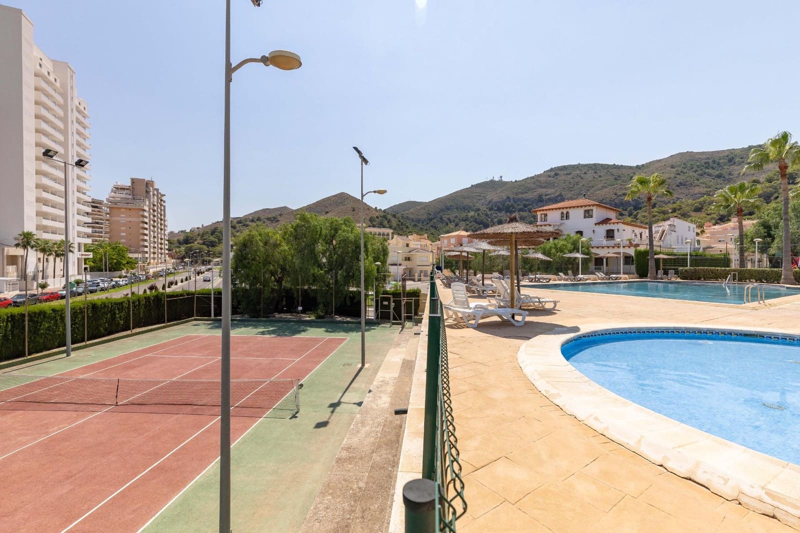 4 Zimmer Reihenhaus zu verkaufen in Cullera mit Pool Garage - 360.000 € (Ref: 9942746)