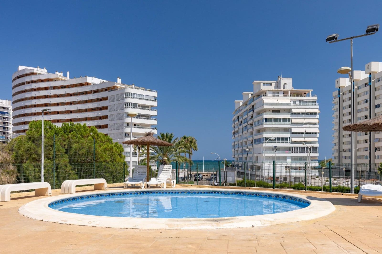 4 Zimmer Reihenhaus zu verkaufen in Cullera mit Pool Garage - 360.000 € (Ref: 9942746)