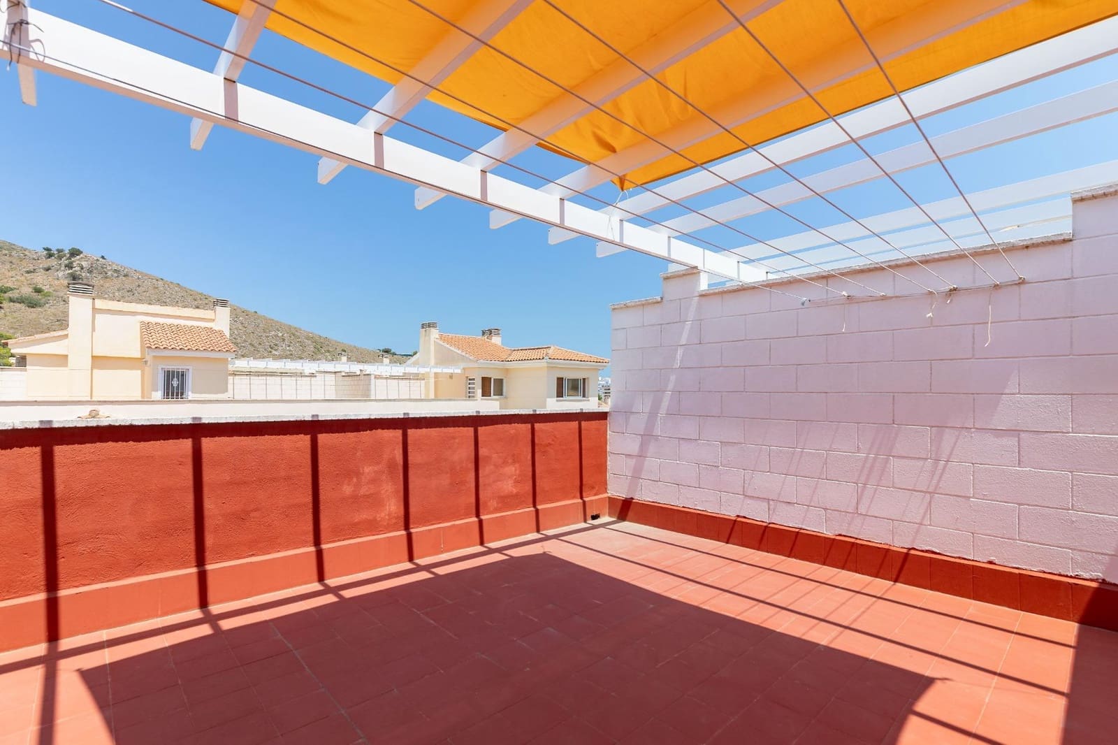 4 Zimmer Reihenhaus zu verkaufen in Cullera mit Pool Garage - 360.000 € (Ref: 9942746)