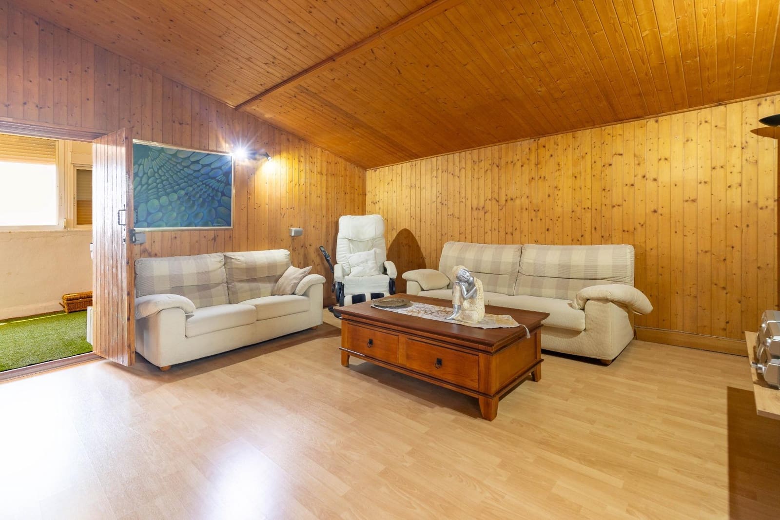 6 soveværelse Villa til salg i Montserrat med swimmingpool - € 590.000 (Ref: 9942749)
