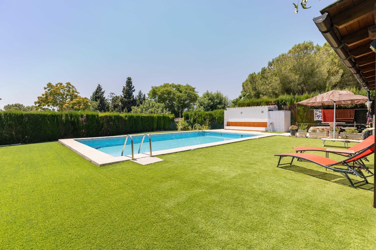 6 soveværelse Villa til salg i Montserrat med swimmingpool - € 590.000 (Ref: 9942749)