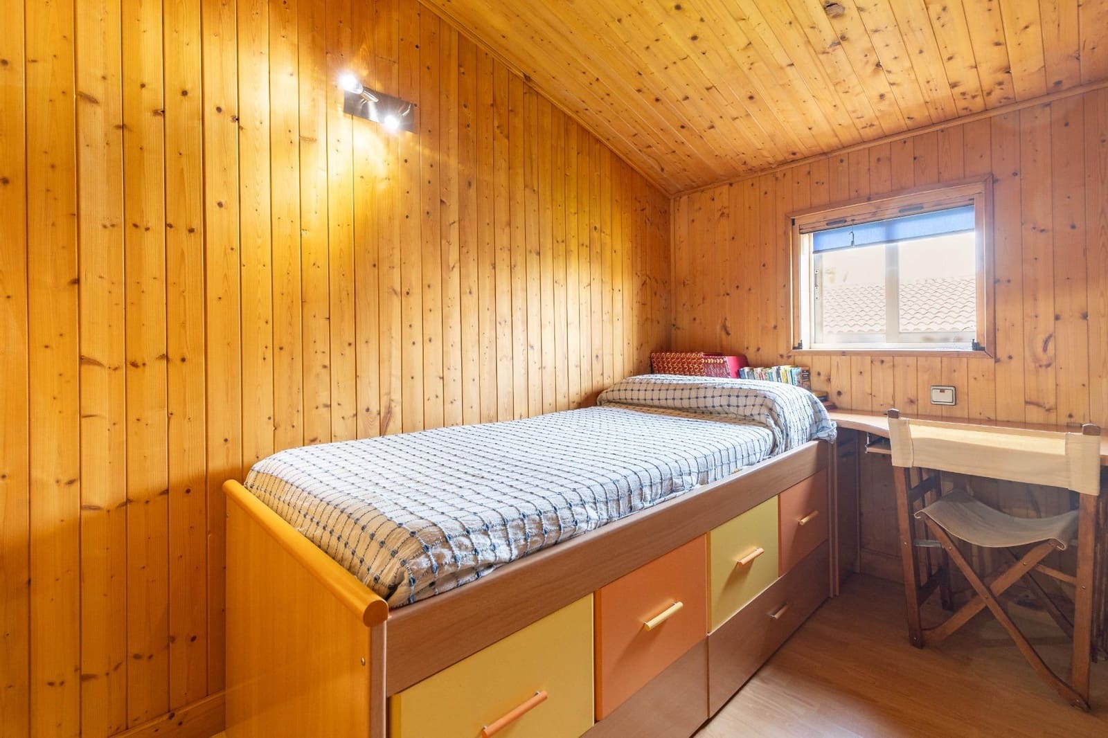 6 soveværelse Villa til salg i Montserrat med swimmingpool - € 590.000 (Ref: 9942749)