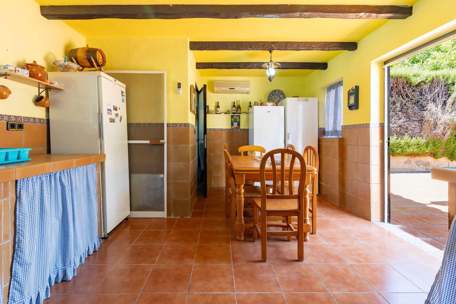 6 soveværelse Villa til salg i Montserrat med swimmingpool - € 590.000 (Ref: 9942749)