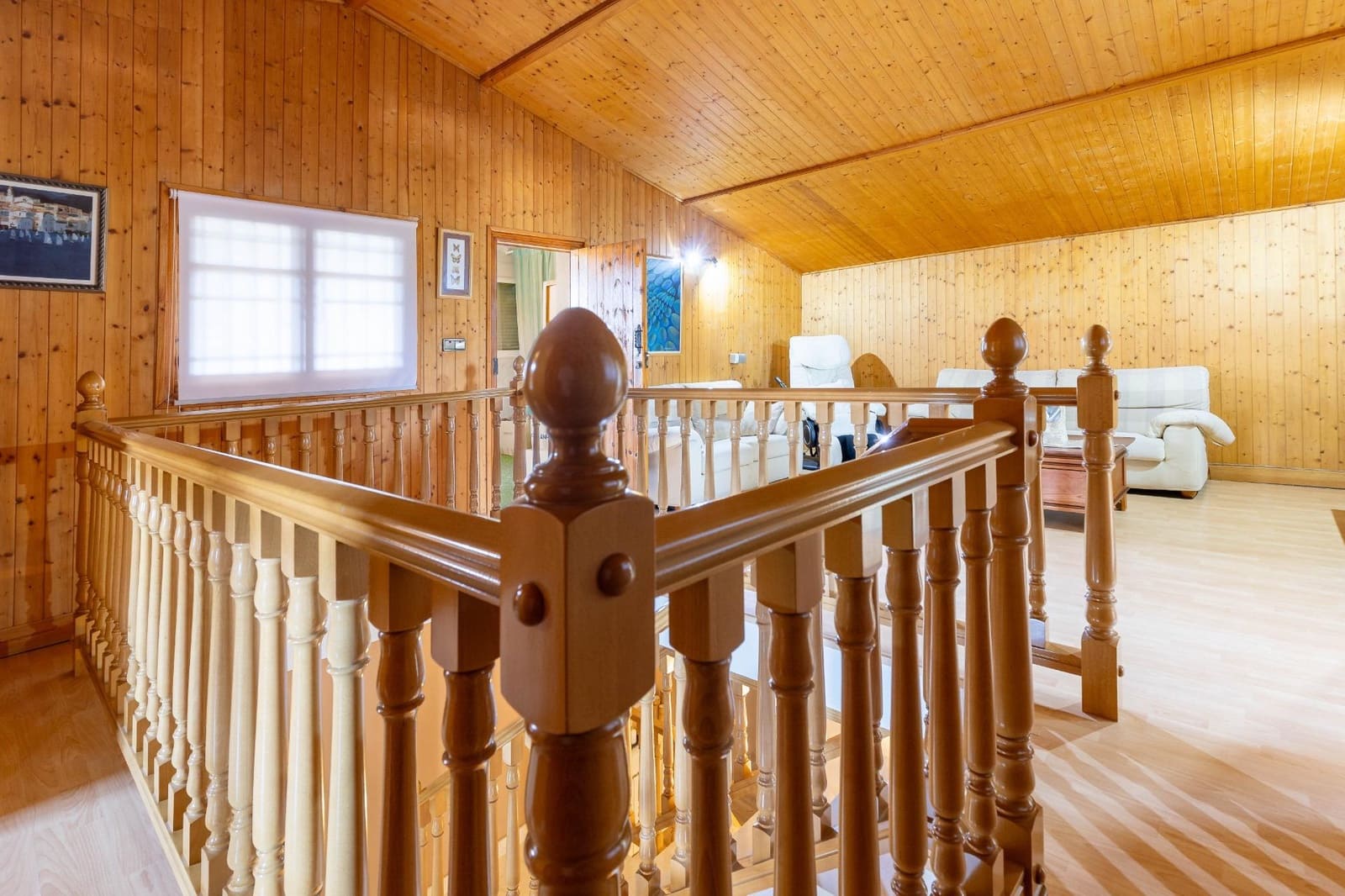 6 soveværelse Villa til salg i Montserrat med swimmingpool - € 590.000 (Ref: 9942749)