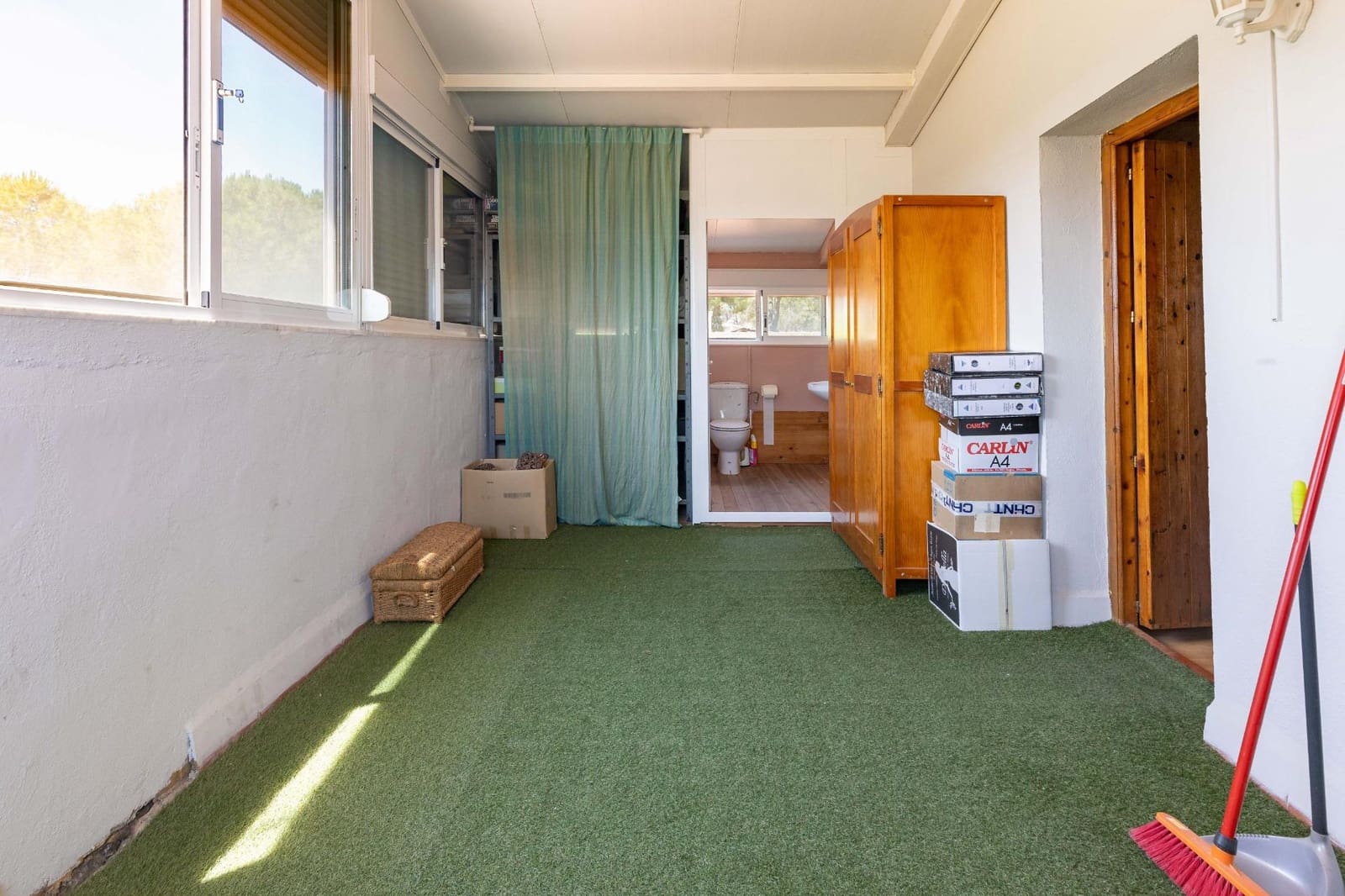 6 soveværelse Villa til salg i Montserrat med swimmingpool - € 590.000 (Ref: 9942749)
