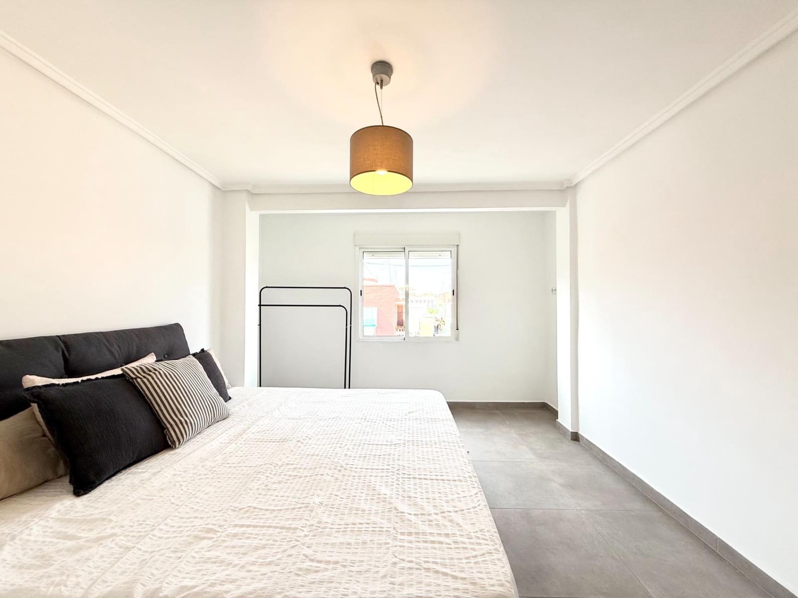 2 bedroom Flat for rent in Burjassot - € 930 (Ref: 9942753)