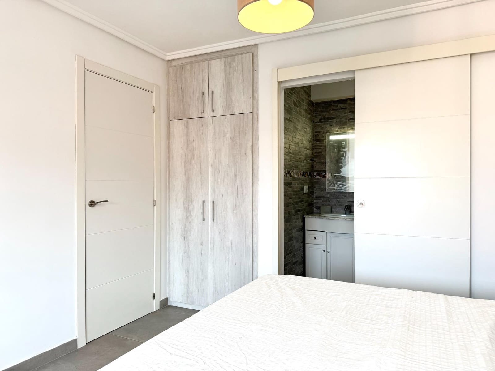 2 bedroom Flat for rent in Burjassot - € 930 (Ref: 9942753)