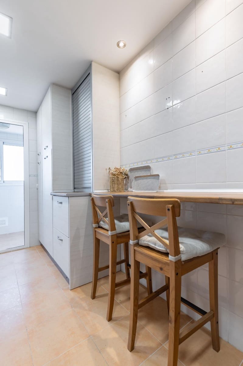 3 soverom Leilighet til salgs i Paterna med svømmebasseng garasje - € 285 000 (Ref: 9954497)