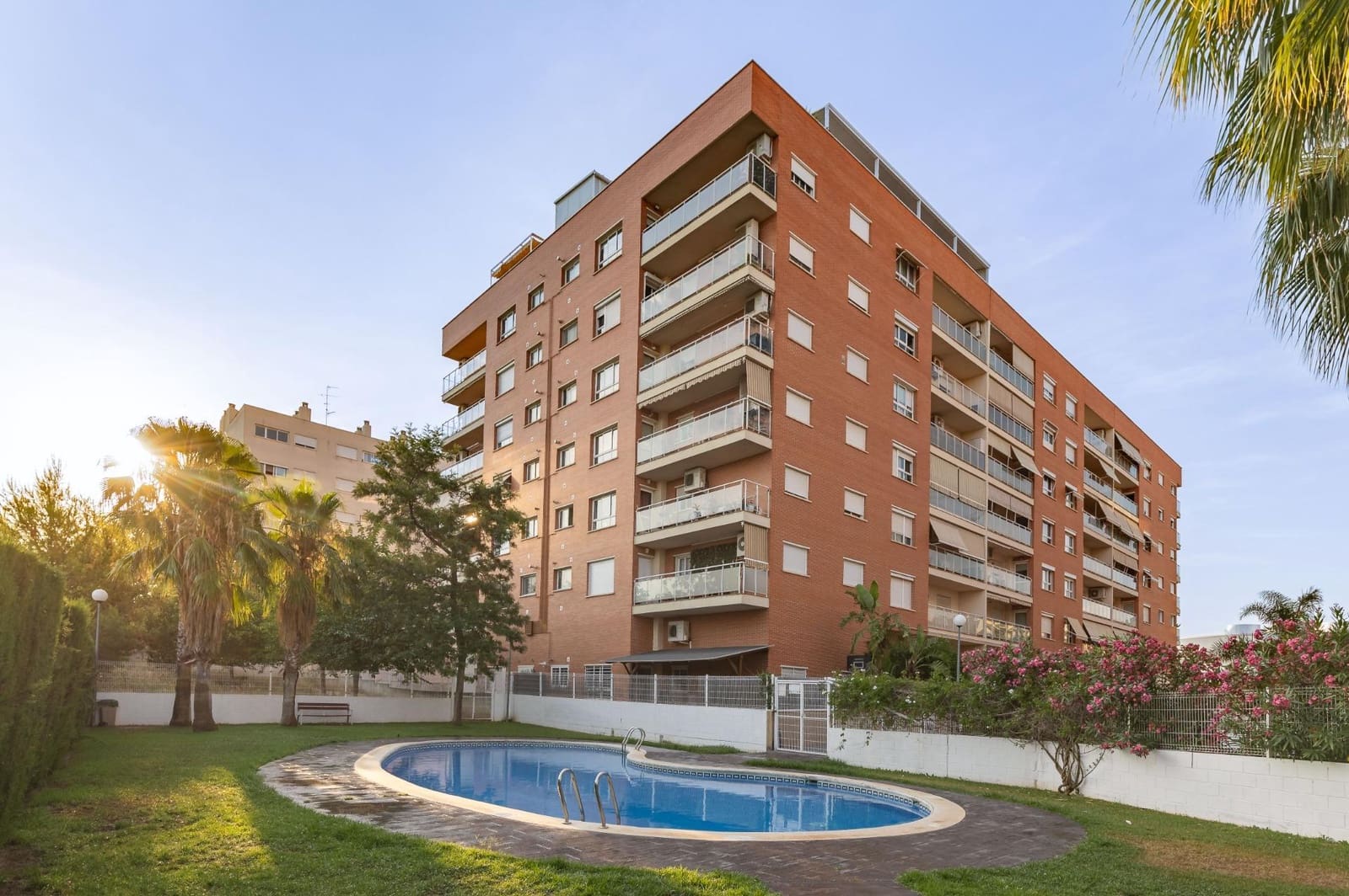 3 soverom Leilighet til salgs i Paterna med svømmebasseng garasje - € 285 000 (Ref: 9954497)