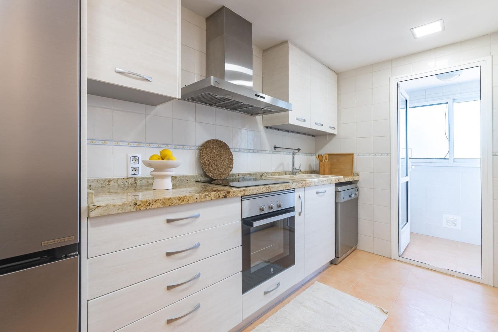 3 soverom Leilighet til salgs i Paterna med svømmebasseng garasje - € 285 000 (Ref: 9954497)