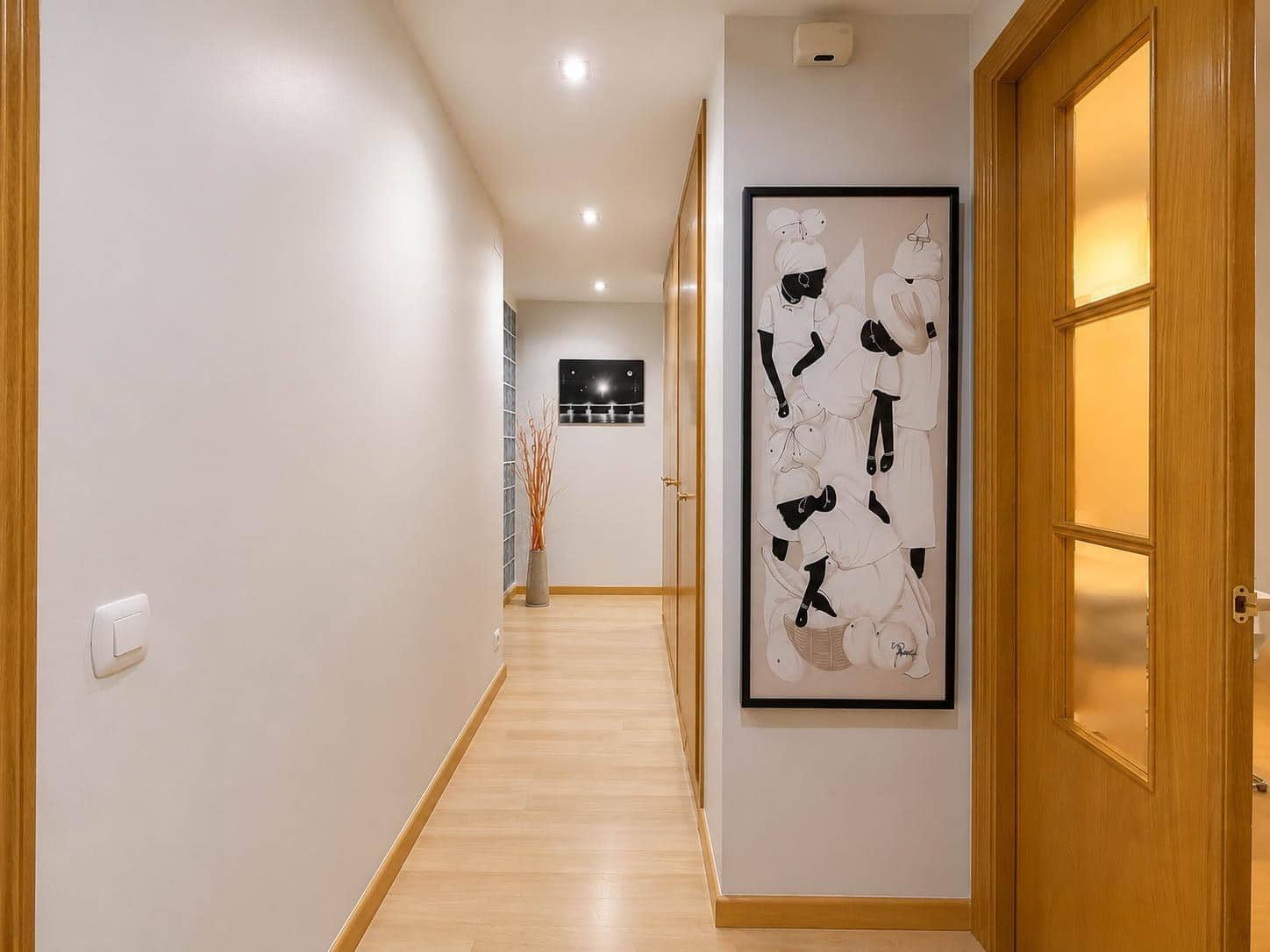 Appartement de 2 chambres à louer à Paterna avec piscine garage - 1 350 € (Ref: 9954499)
