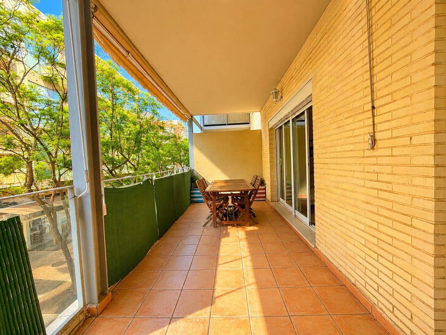 Appartement de 2 chambres à louer à Paterna avec piscine garage - 1 350 € (Ref: 9954499)