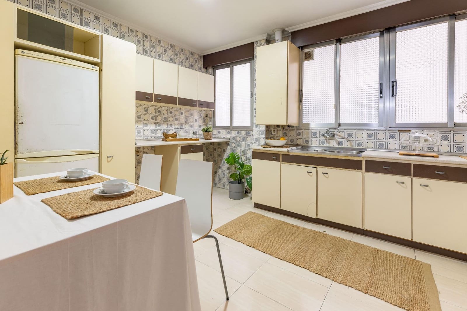 5 soveværelse Lejlighed til salg i Valencia by med garage - € 620.000 (Ref: 9966812)