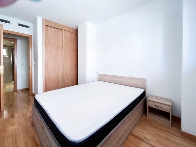 3 sovrum Lägenhet att hyra i Valterna, Paterna med pool - 1 350 € (Ref: 9966813)