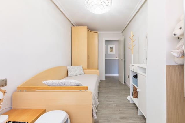 3 bedroom Flat for sale in Camins al Grau, Valencia city - € 360,000 (Ref: 9979094)