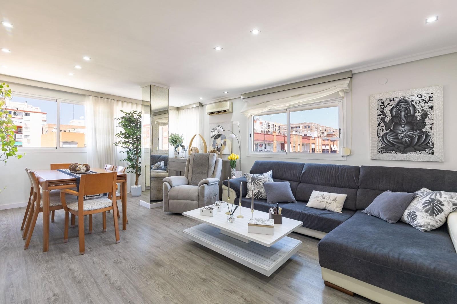 3 makuuhuone Asunto myytävänä paikassa Valencia kaupunki - 360 000 € (Ref: 9979094)