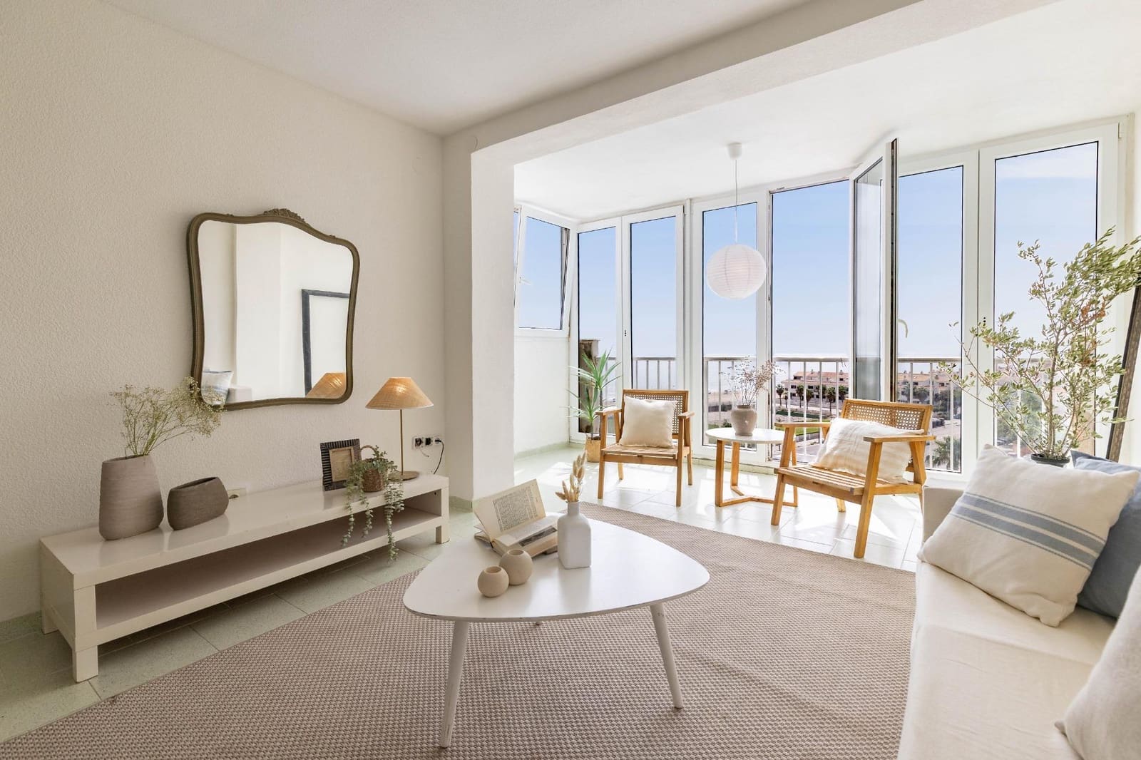 Apartamento de 4 habitaciones en València ciudad en venta con piscina garaje - 330.000 € (Ref: 9979097)