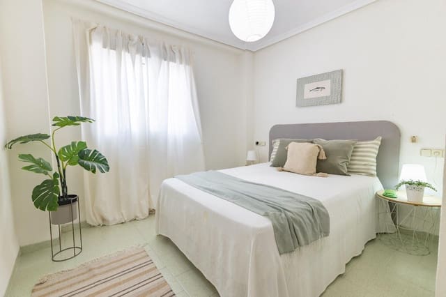 Apartamento de 4 habitaciones en València ciudad en venta con piscina garaje - 330.000 € (Ref: 9979097)